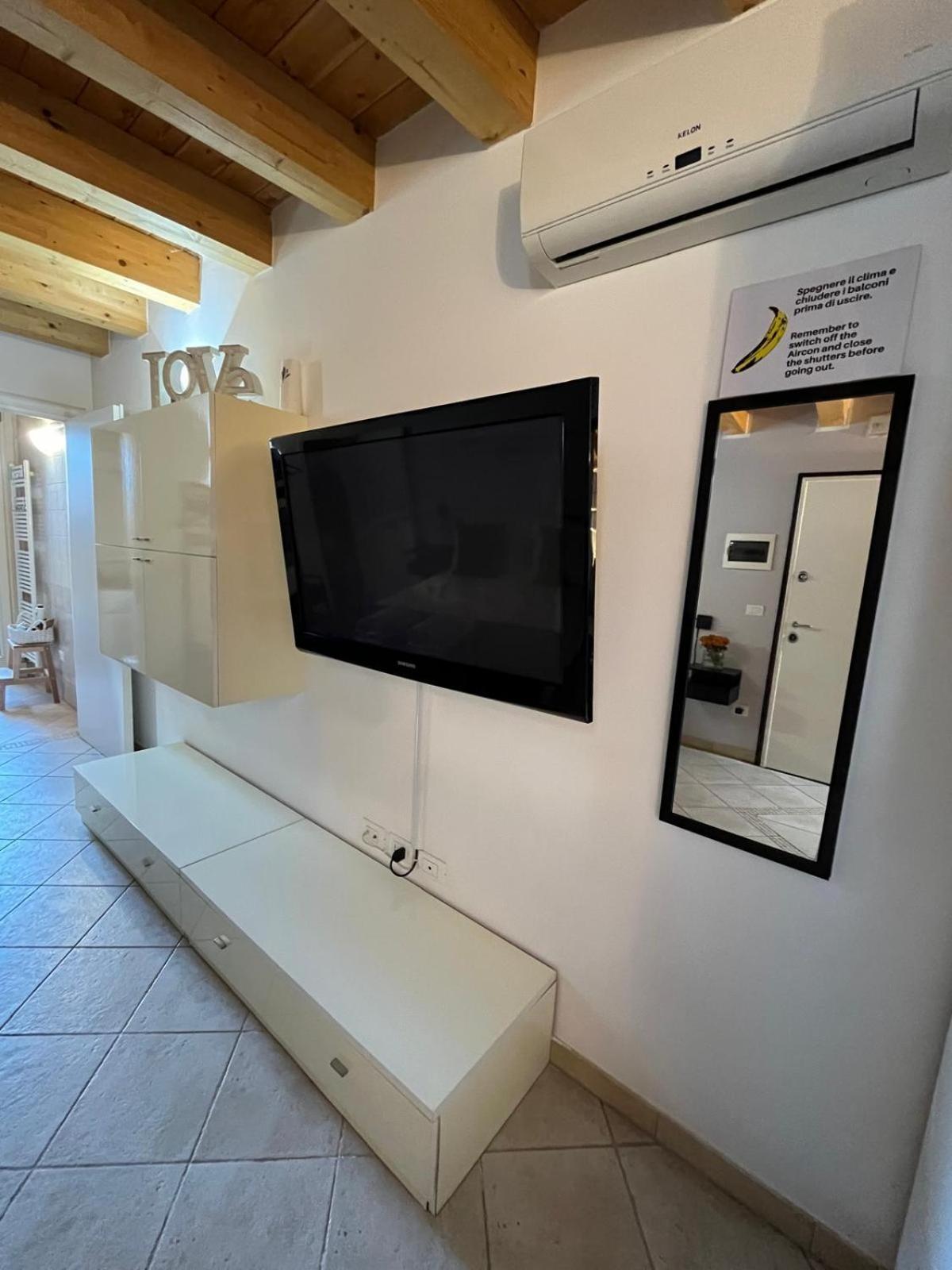 Adria Art Apartments 2 Luaran gambar